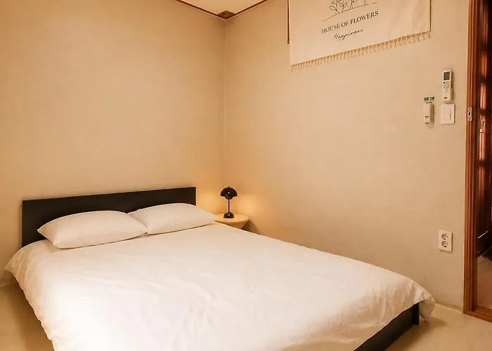 Appartement 10-minute Walk From Station Korean-style, Two-story Family In A Traditional House For Families Of 6
